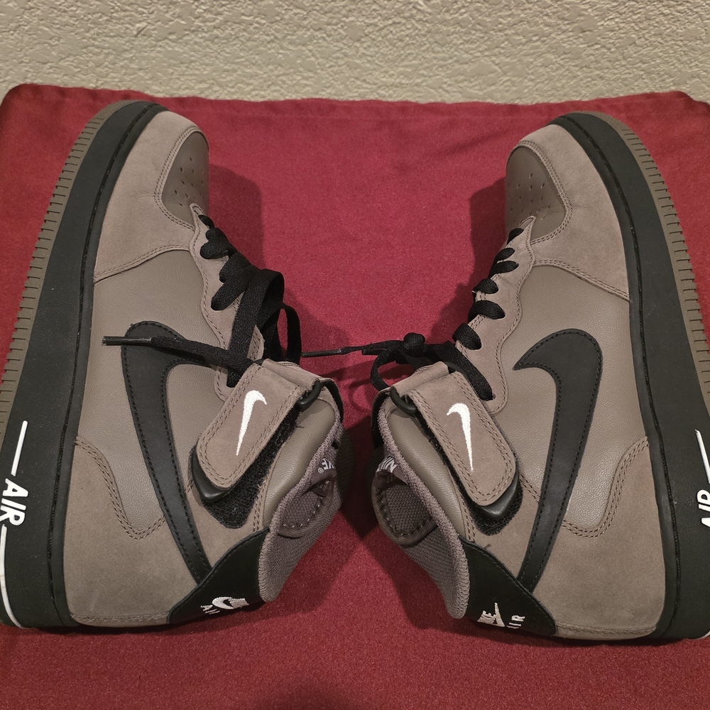 Nike Air Force 1 07 Mid